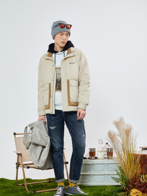 短款立領(lǐng)羽絨服